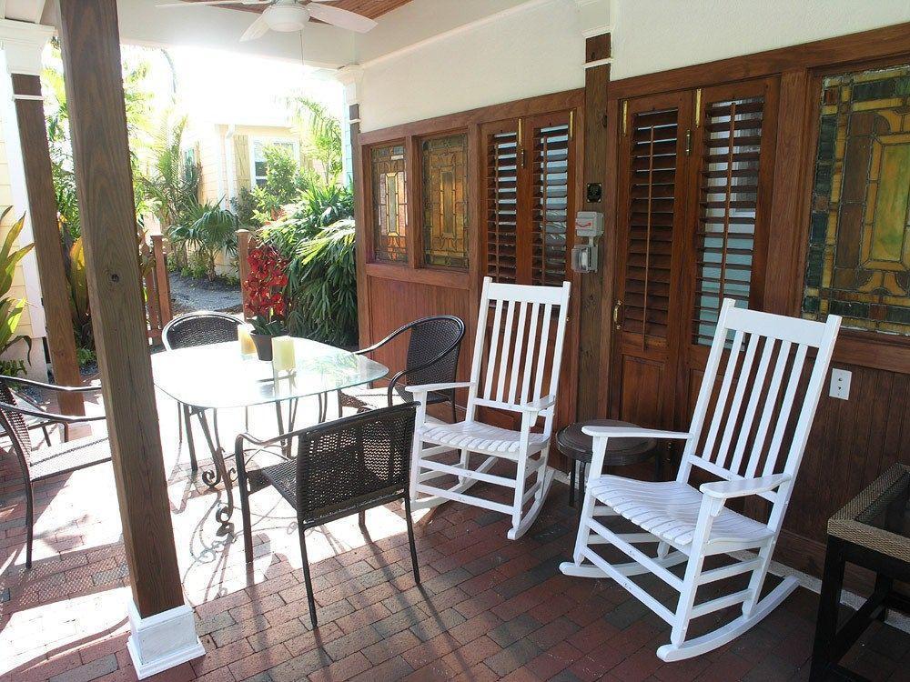 Travelers Palm Inn Key West Extérieur photo