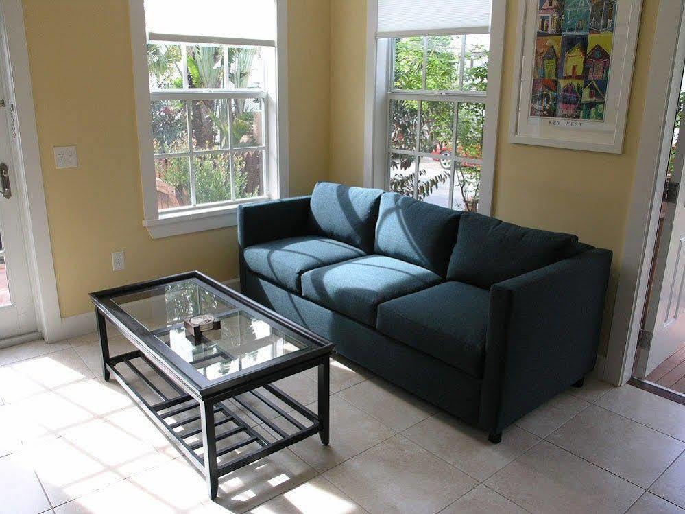 Travelers Palm Inn Key West Extérieur photo