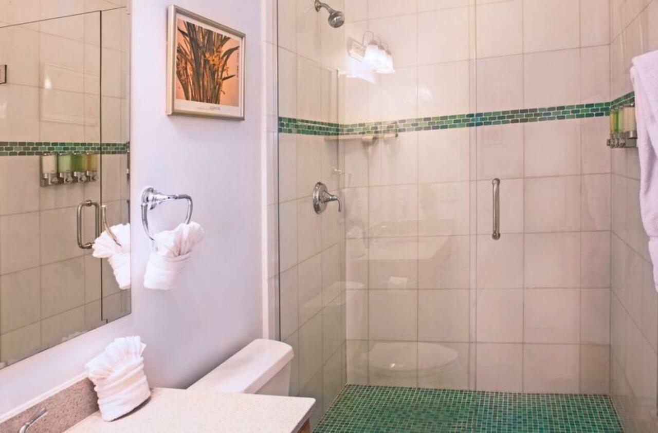 Travelers Palm Inn Key West Extérieur photo