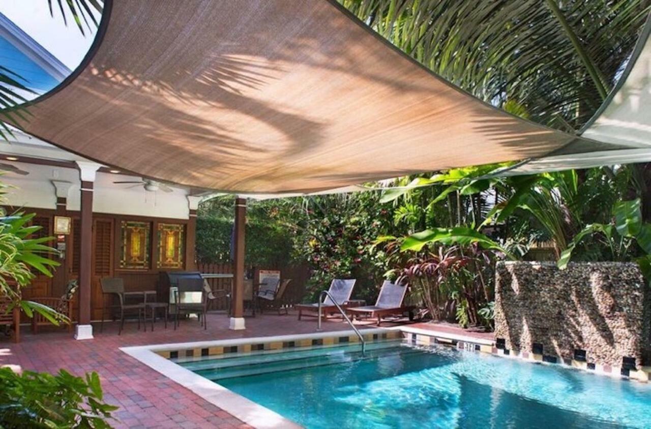 Travelers Palm Inn Key West Extérieur photo