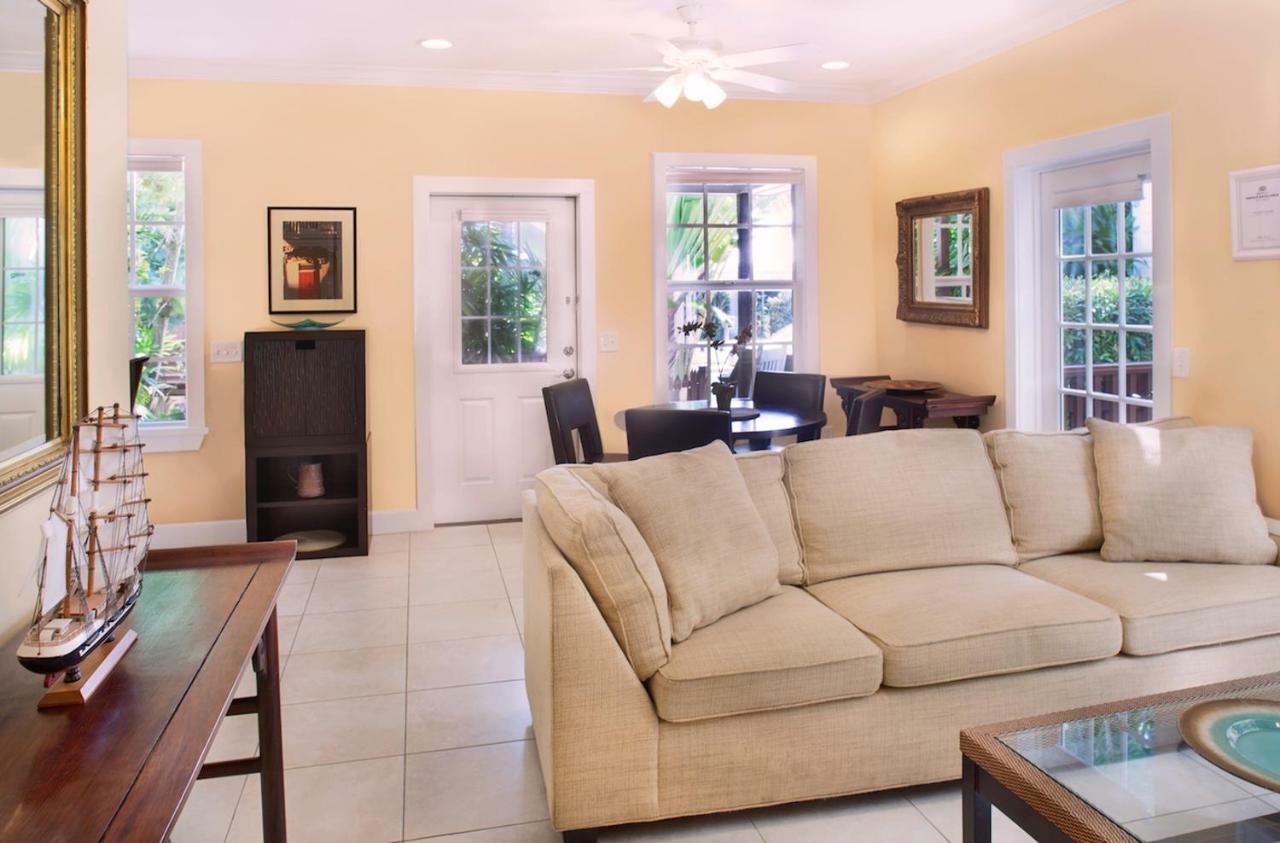 Travelers Palm Inn Key West Extérieur photo